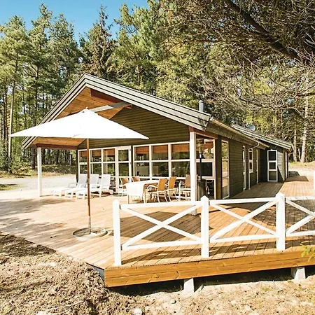 Holiday Skovsangervej Nexo Iii 度假居